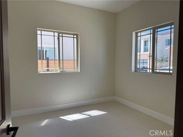 10347 Mapledale Street, Bellflower CA: https://media.crmls.org/medias/9c6a32b0-1b42-49f2-83e3-5249606af6bd.jpg