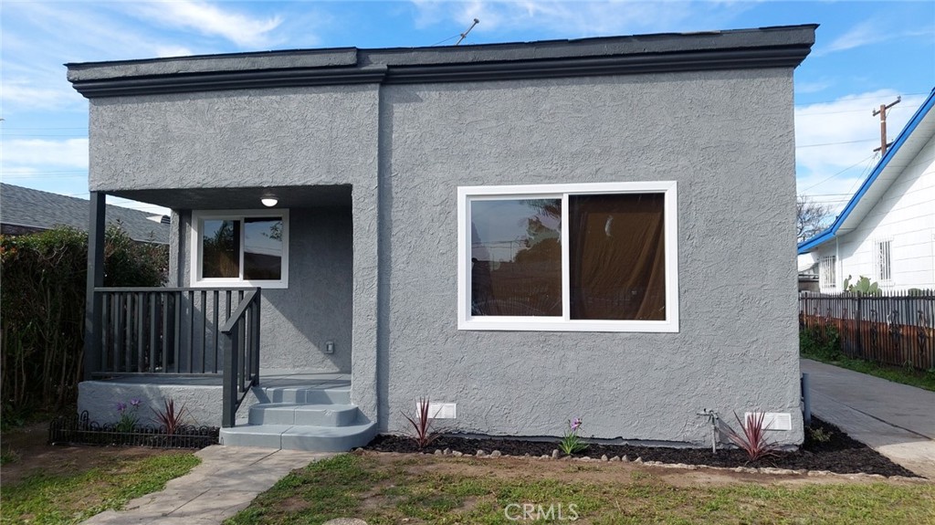 1259 E 88th Street, Los Angeles, CA 90002