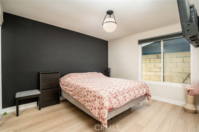19202 Hickory Lane, Huntington Beach CA: https://media.crmls.org/medias/9c6c6c55-e3a4-441e-b5a7-c032772ef8bb.jpg