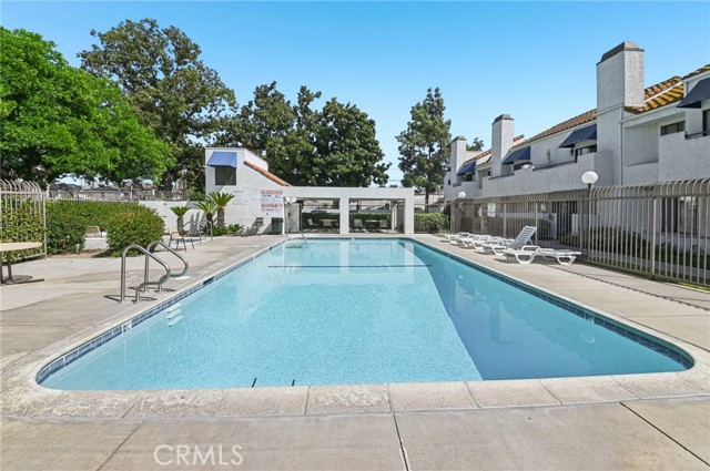 602 Park Shadow Court, Baldwin Park CA: https://media.crmls.org/medias/9c6ca0c7-c131-42e8-bda0-1dd4a8e380fc.jpg