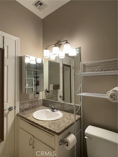 Detail Gallery Image 20 of 30 For 12375 Osborne Place #07,  Pacoima,  CA 91331 - 3 Beds | 3 Baths