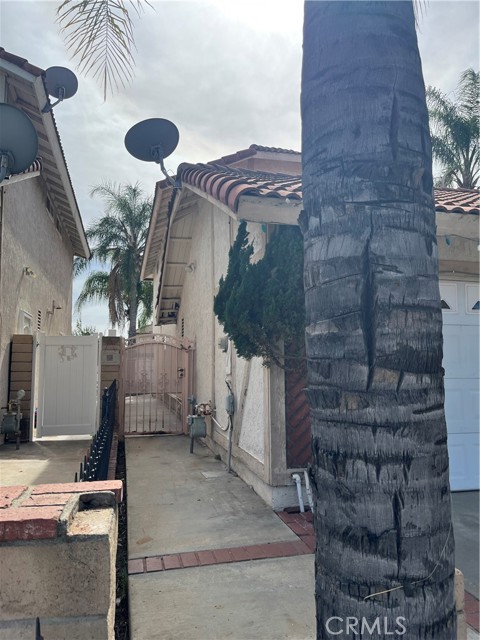 Detail Gallery Image 3 of 21 For 24411 Electra Ct, Moreno Valley,  CA 92551 - 3 Beds | 2/1 Baths