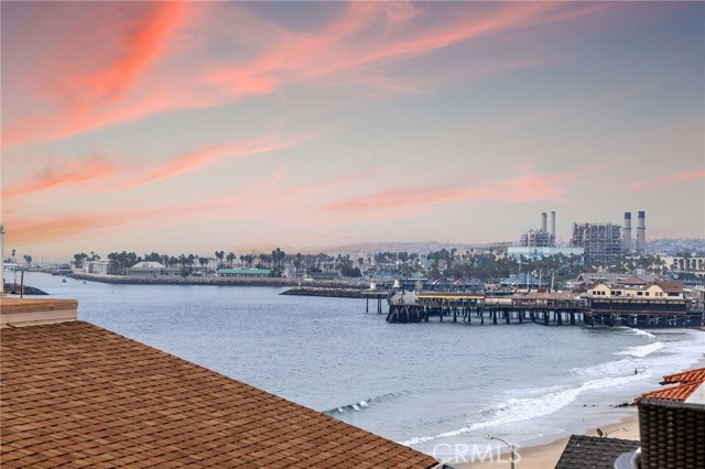 615 Esplanade, Redondo Beach, California 90277, 1 Bedroom Bedrooms, ,1 BathroomBathrooms,Residential,Sold,Esplanade,SB22067098