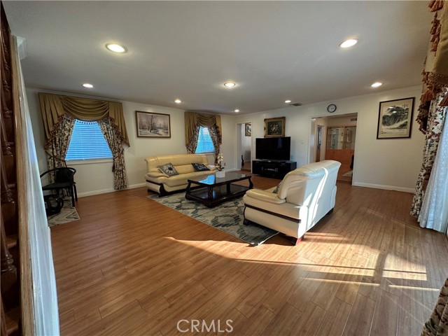 Detail Gallery Image 10 of 39 For 409 W Woodruff Ave, Arcadia,  CA 91007 - 4 Beds | 4 Baths