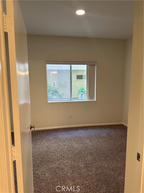 Detail Gallery Image 25 of 33 For 7551 Jordan #109,  Canoga Park,  CA 91303 - 3 Beds | 2 Baths