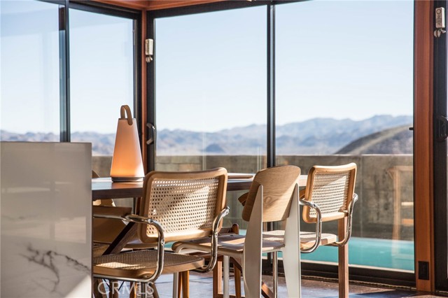 Detail Gallery Image 8 of 42 For 4981 Bonmar Rd, Yucca Valley,  CA 92284 - 2 Beds | 2 Baths