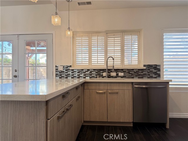 Detail Gallery Image 7 of 24 For 7280 Comiso Way, Rancho Cucamonga,  CA 91701 - 3 Beds | 2/1 Baths