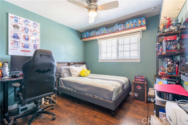 Image 29 of 43 For 4611 Myra  