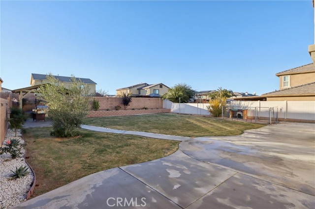 Detail Gallery Image 39 of 46 For 12960 Leawood St, Victorville,  CA 92392 - 4 Beds | 3 Baths