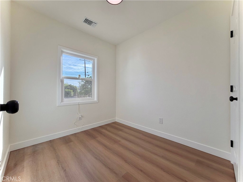 MLS #CV26034080 image #10