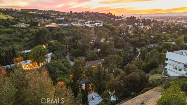 Detail Gallery Image 44 of 45 For 13576 Cheltenham Dr, Sherman Oaks,  CA 91423 - 3 Beds | 3 Baths