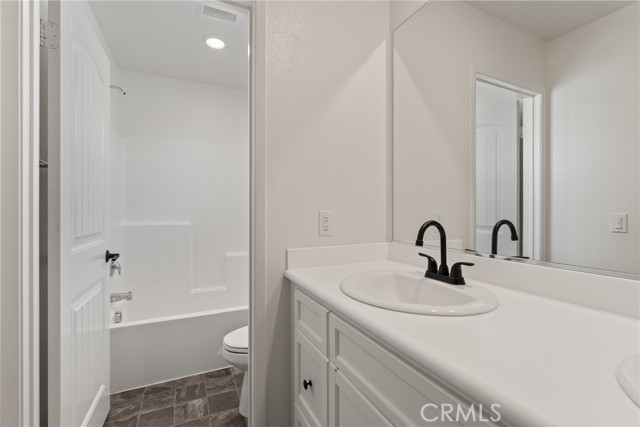 Detail Gallery Image 27 of 41 For 17100 Gray Pine Pl, San Bernardino,  CA 92407 - 3 Beds | 2/1 Baths