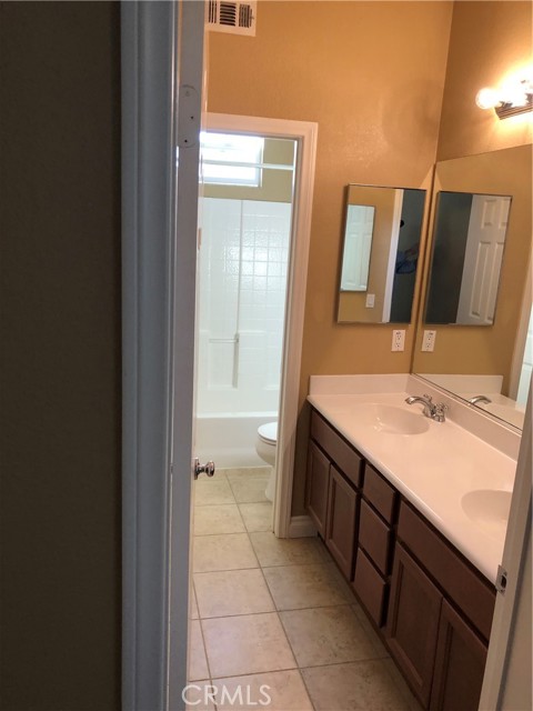 Detail Gallery Image 34 of 57 For 25056 Driftoak, Murrieta,  CA 92562 - 3 Beds | 2/1 Baths