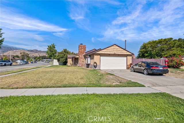 Image 2 for 167 Palmyra Dr, San Bernardino, CA 92404