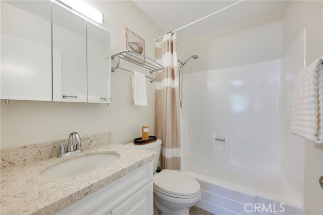 Detail Gallery Image 23 of 63 For 20247 Fern Creek Ln, Yorba Linda,  CA 92886 - 2 Beds | 1/1 Baths