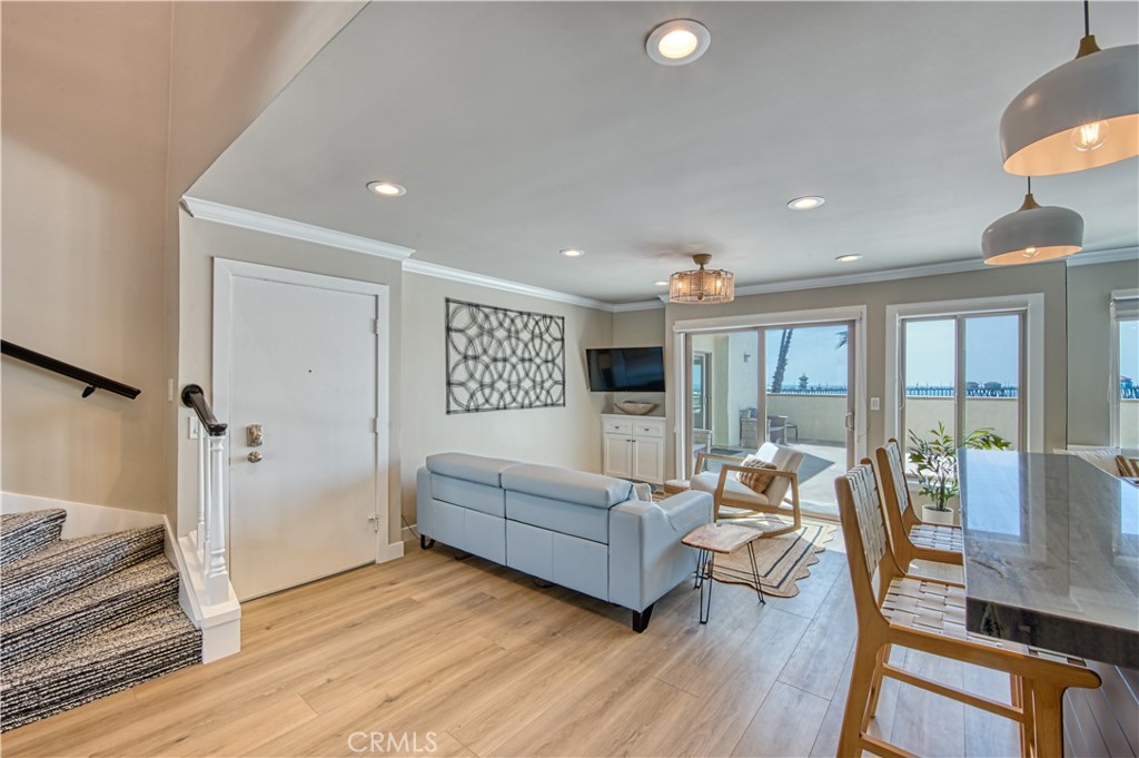 MLS #OC25238800 image #6