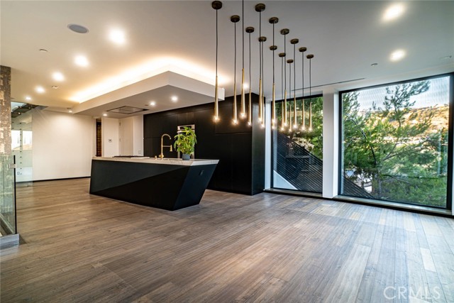 8148 Gould Avenue, Los Angeles CA: https://media.crmls.org/medias/9c73fd58-0f07-4dcb-a8eb-c658f1abf55c.jpg