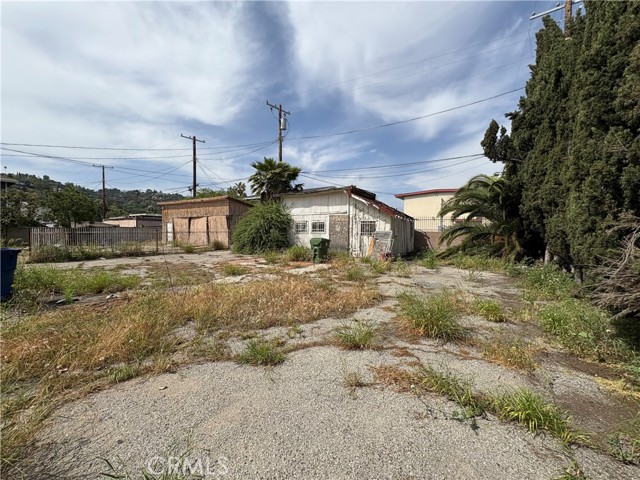 Detail Gallery Image 11 of 12 For 143 E Avenue 43, Los Angeles,  CA 90031 - 2 Beds | 2 Baths