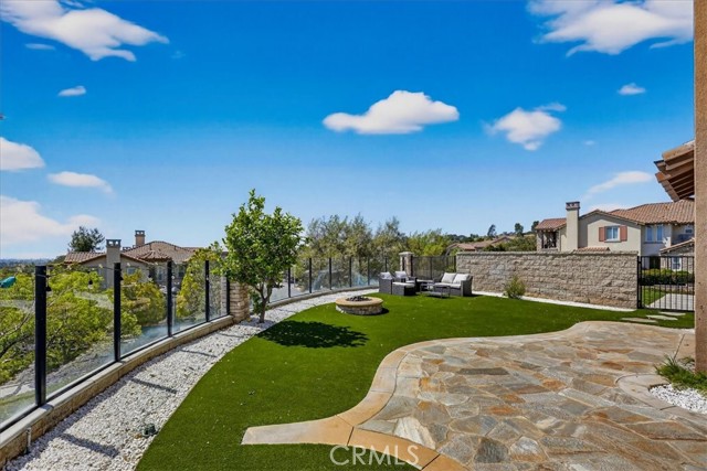 Detail Gallery Image 24 of 57 For 17872 via Roma, Yorba Linda,  CA 92886 - 5 Beds | 5/1 Baths