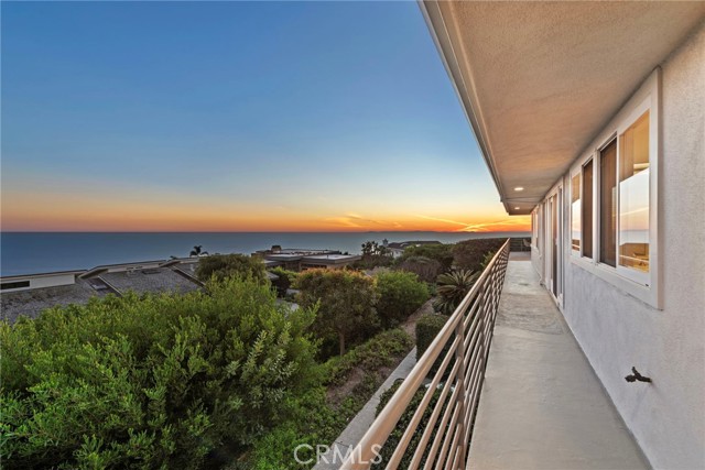 Detail Gallery Image 37 of 60 For 1401 Bounty Way, Laguna Beach,  CA 92651 - 5 Beds | 4 Baths