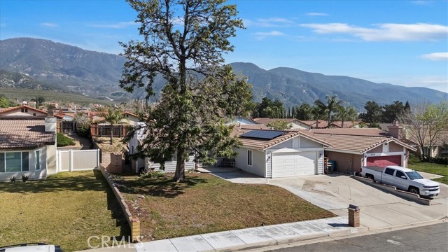 Detail Gallery Image 3 of 24 For 2544 Sunflower, San Bernardino,  CA 92407 - 3 Beds | 2 Baths