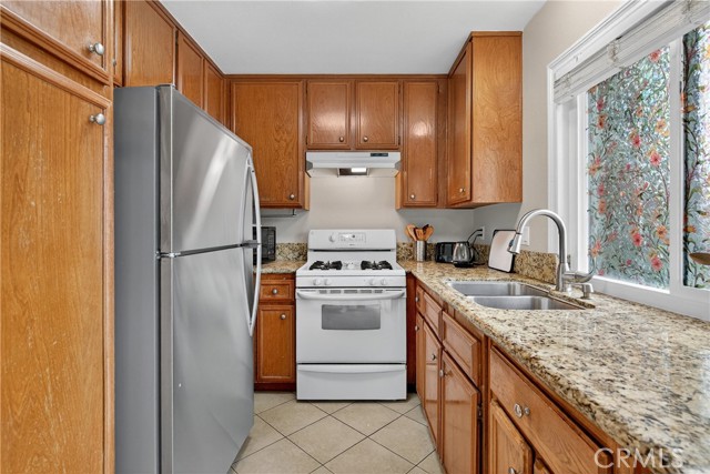 Detail Gallery Image 8 of 37 For 824 N Pasadena, Azusa,  CA 91702 - 3 Beds | 2 Baths