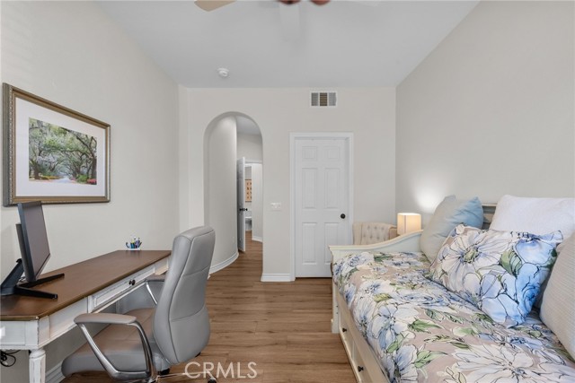 Detail Gallery Image 17 of 67 For 890 Lindamere, Simi Valley,  CA 93065 - 5 Beds | 4/1 Baths