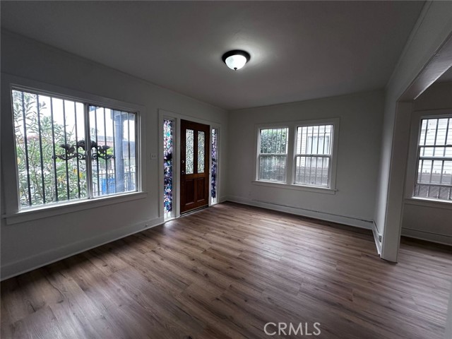 1805 W 35th Street, Los Angeles CA: https://media.crmls.org/medias/9c76076e-35dc-4a2f-a00d-d52e36890796.jpg