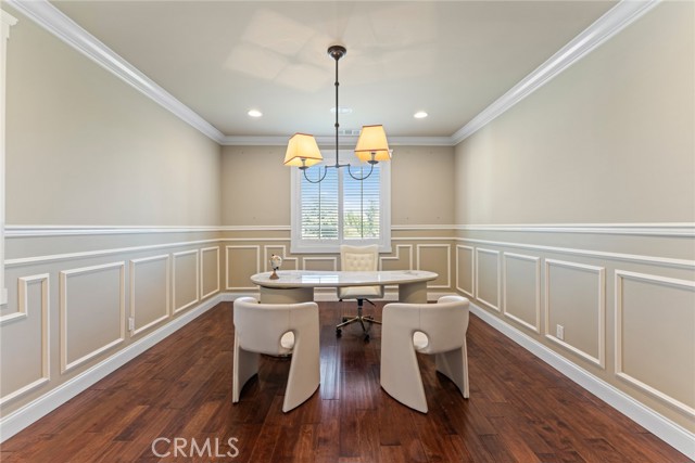 Detail Gallery Image 12 of 63 For 5836 Buckthorn, Rancho Cucamonga,  CA 91737 - 4 Beds | 5 Baths