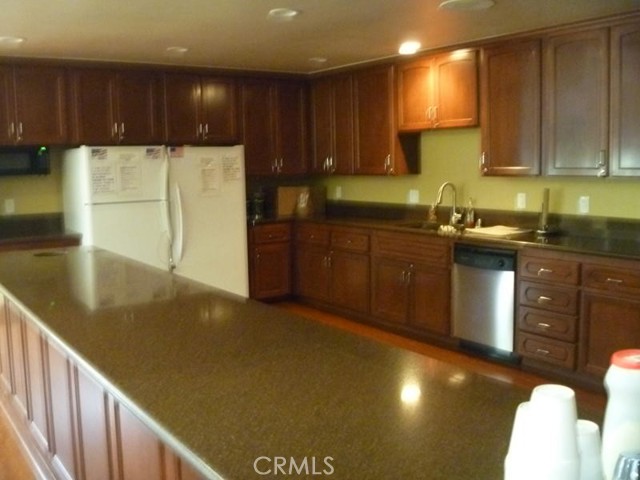 1241 Glen Lake Avenue, Brea CA: https://media.crmls.org/medias/9c7691ef-9962-433b-9c71-bcab39488f51.jpg
