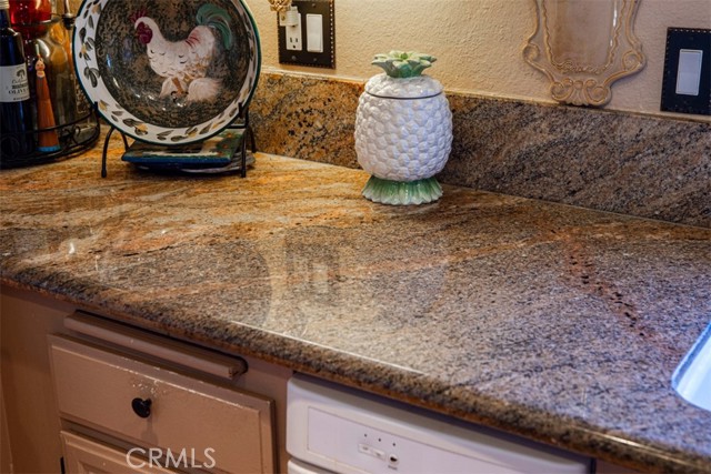 Beautiful granite!