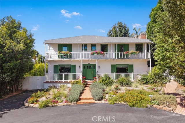 441 North Barranca