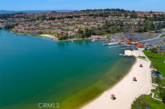 22685 Barlovento, Mission Viejo CA: https://media.crmls.org/medias/9c77d935-91a5-4741-a5b3-a1e1f46bce1f.jpg