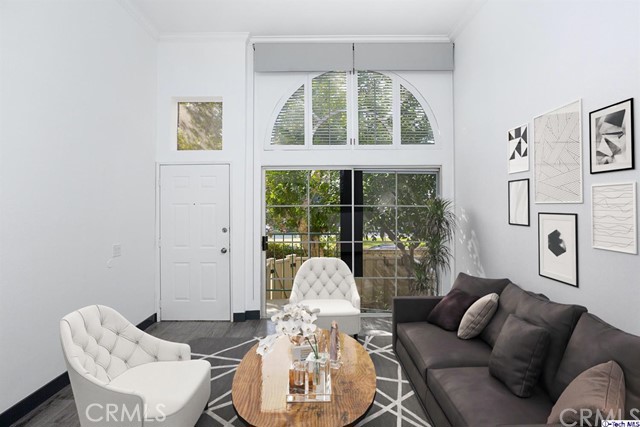 2 Bed Home for Sale in Sherman Oaks, California