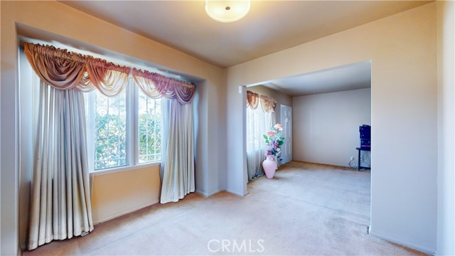 Detail Gallery Image 11 of 33 For 1934 W 108th St, Los Angeles,  CA 90047 - 4 Beds | 2 Baths