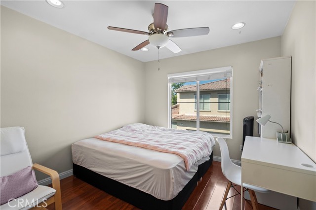 Detail Gallery Image 22 of 48 For 18 Moonstone, Irvine,  CA 92602 - 3 Beds | 2/1 Baths