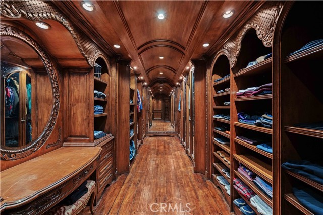 2347 E Valley Road, Montecito CA: https://media.crmls.org/medias/9c7b182d-25f6-4f91-9781-7d8105fad5c1.jpg