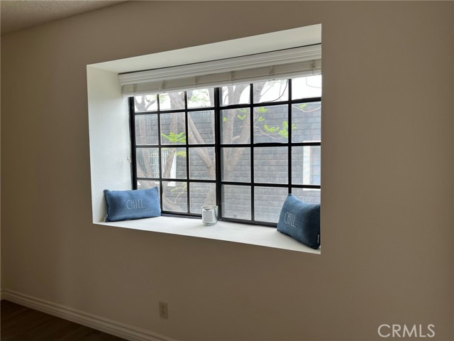 Detail Gallery Image 30 of 38 For 2600 Huntington Dr #E,  Duarte,  CA 91010 - 3 Beds | 2/1 Baths