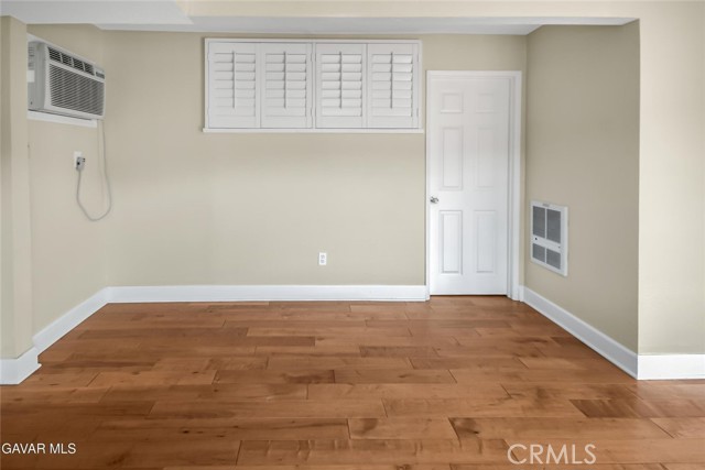 Detail Gallery Image 8 of 33 For 17743 Elizabeth Lake, Lake Hughes,  CA 93532 - 1 Beds | 1 Baths