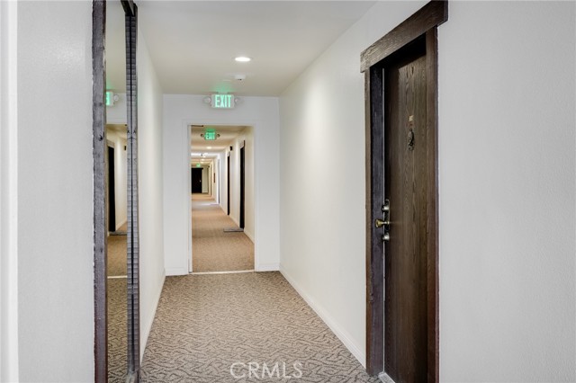 Detail Gallery Image 2 of 29 For 330 N Jackson St #208,  Glendale,  CA 91206 - 1 Beds | 1 Baths