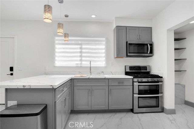 Detail Gallery Image 1 of 16 For 27001 Calle Juanita #C,  Dana Point,  CA 92624 - 1 Beds | 1 Baths