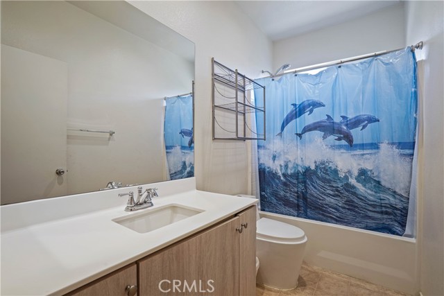 Detail Gallery Image 9 of 22 For 11932 Bluff Ct, Adelanto,  CA 92301 - 3 Beds | 2 Baths