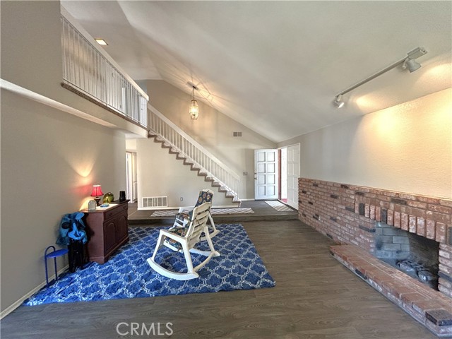 12225 Lester Court, Chino CA: https://media.crmls.org/medias/9c7c60ba-6b76-457c-9b3f-87b4f4d58875.jpg