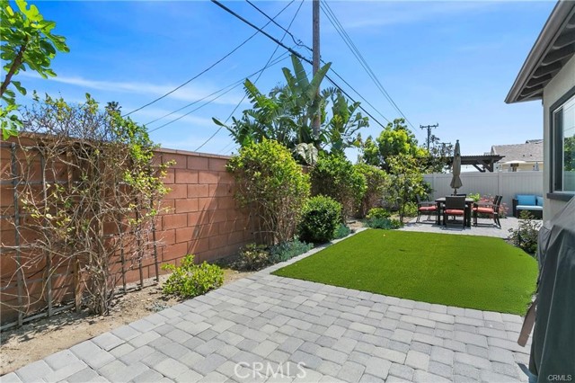 14432 Windfall Lane, Huntington Beach CA: https://media.crmls.org/medias/9c7c9f01-7329-4000-b4a4-cf8f5181c644.jpg