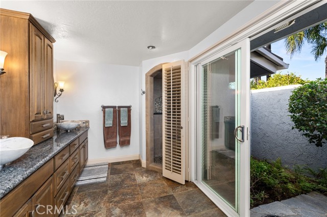 1738 N Ukiah Way, Upland CA: https://media.crmls.org/medias/9c7ca45d-c331-492e-8bf2-7839d1708fa5.jpg