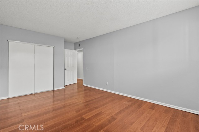 14265 Terra Bella St, Panorama City CA: https://media.crmls.org/medias/9c7ca8f2-a1e9-4929-9922-537ca6fe87d3.jpg