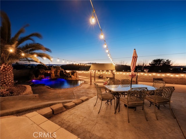 13136 Tawya Road, Apple Valley CA: https://media.crmls.org/medias/9c7cf3a5-6465-4772-8597-d28ad0ecfdb2.jpg