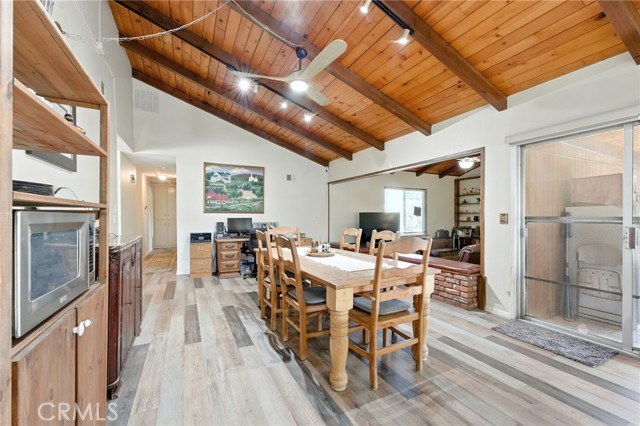 970 3rd Street, Norco CA: https://media.crmls.org/medias/9c7cfb98-5389-4940-934a-ee7258b3ad16.jpg