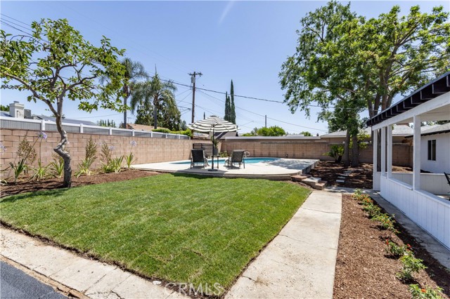 20611 Devonshire Street, Chatsworth CA: https://media.crmls.org/medias/9c7d7687-5676-4dd3-9a7d-dd9f0d421e1c.jpg