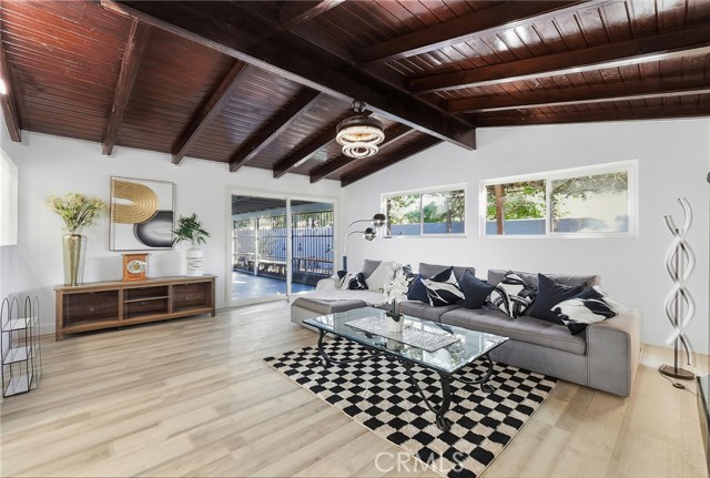 Front Image Thumbnail for CROC26037266